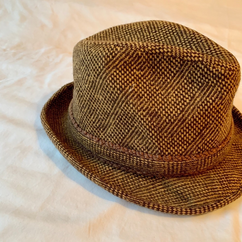 Vintage Brown Houndstooth Fedora Hat with Feather Size 7 3/8 (see measurements) - Picture 6 of 13